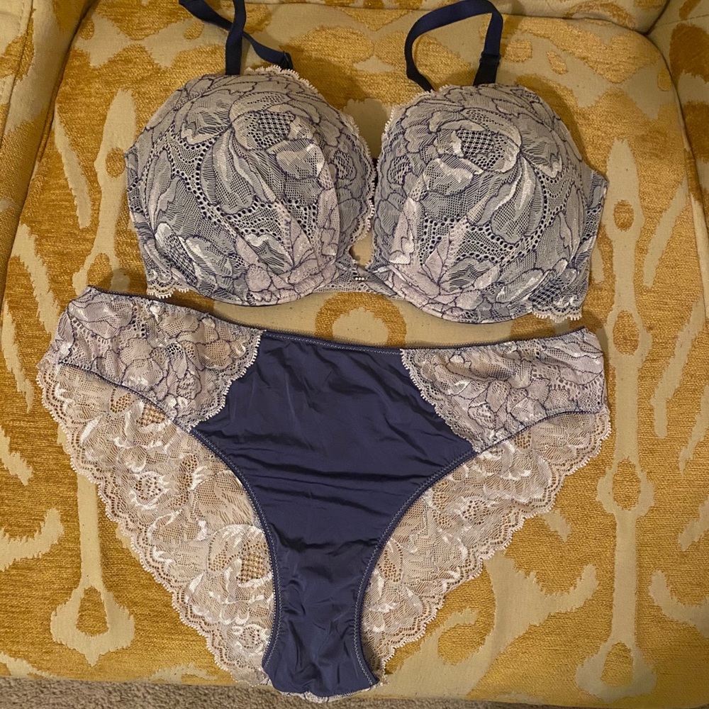 Victoria’s Secret Bra and Panty Set